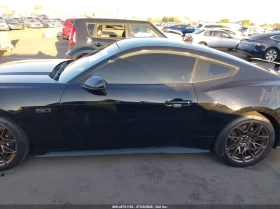 Ford Mustang GT Premium Fastback, снимка 13