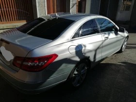 Mercedes-Benz E 220 Купе, снимка 4