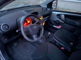 Toyota Aygo 1.0 , снимка 6 - Автомобили и джипове - 44739518