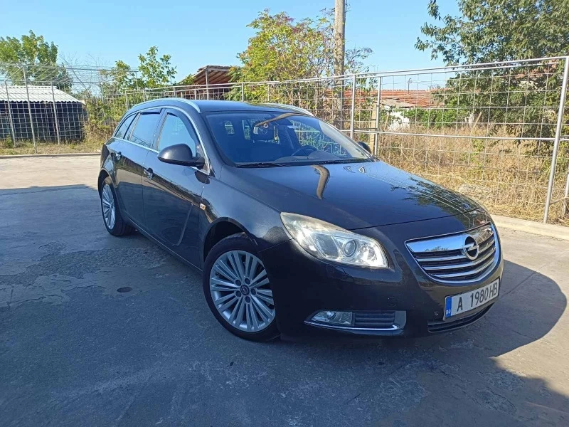 Opel Insignia 2.0CDTI 4X4, снимка 4 - Автомобили и джипове - 47110082