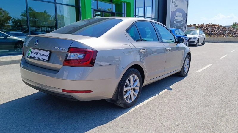 Skoda Octavia 1.5 TSI / 7DSG, снимка 3 - Автомобили и джипове - 47000865