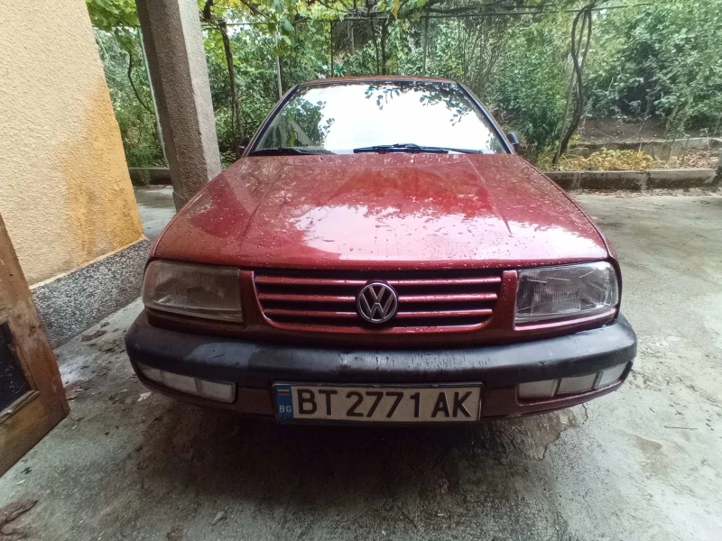 VW Vento 1.8/90 к. с./Газ, снимка 1 - Автомобили и джипове - 47261994