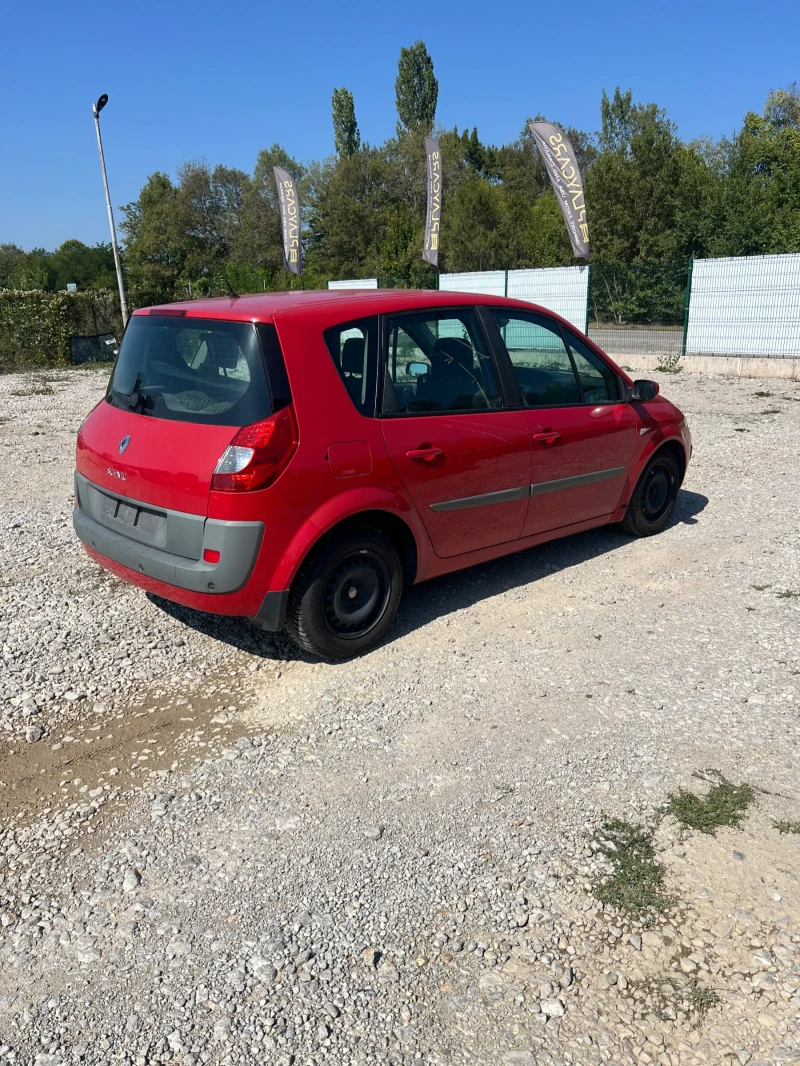 Renault Scenic 1.5 DCI, снимка 3 - Автомобили и джипове - 47327379