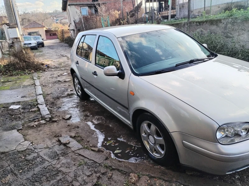 VW Golf 1.9 TDI 90 коня, снимка 3 - Автомобили и джипове - 48457753