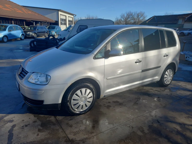 VW Touran, снимка 1 - Автомобили и джипове - 48549885