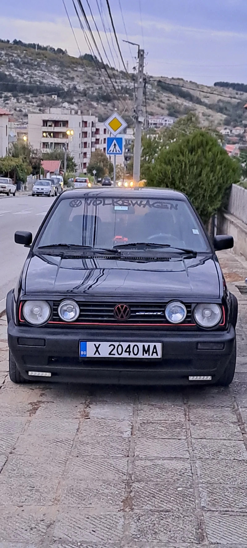 VW Golf, снимка 1 - Автомобили и джипове - 49210910