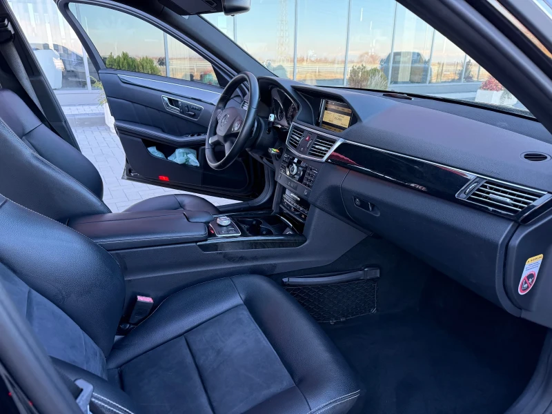Mercedes-Benz E 350  AMG PACK* AVANTGARDE* 231к.с.* , снимка 11 - Автомобили и джипове - 52986208