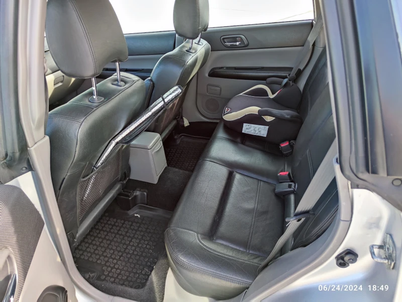 Subaru Forester 2.0 Turbo, снимка 7 - Автомобили и джипове - 49394509