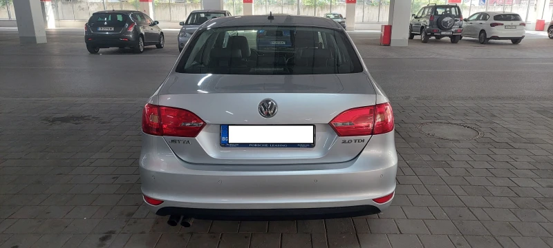 VW Jetta 2.0, 140 к.с., снимка 4 - Автомобили и джипове - 52270904