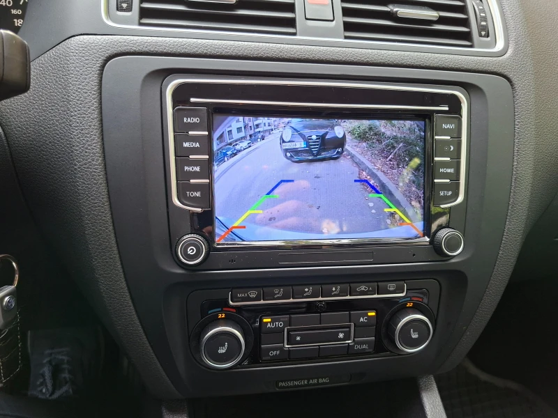 VW Jetta 2.0, 140 к.с., снимка 9 - Автомобили и джипове - 52270904