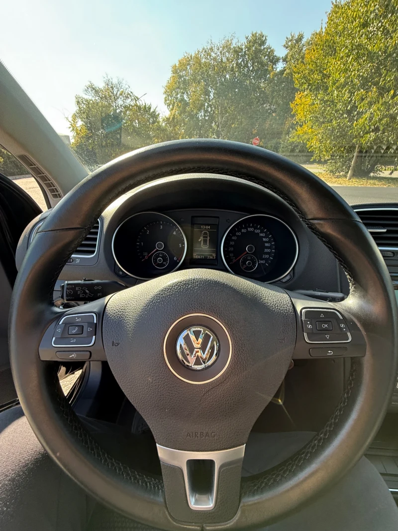 VW Golf 1.6d 143000км!, снимка 7 - Автомобили и джипове - 52264950