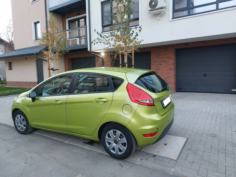 Ford Fiesta, снимка 8 - Автомобили и джипове - 52568154