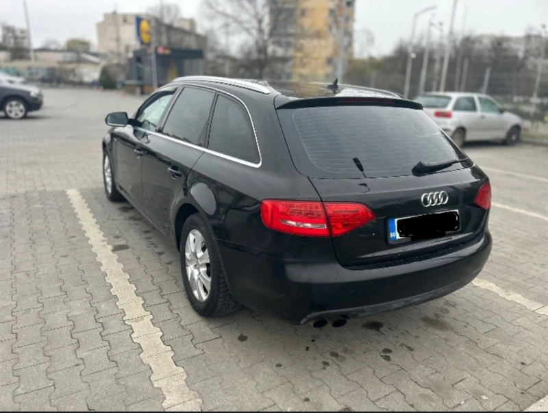 Audi A4 2.0TDI, снимка 4 - Автомобили и джипове - 53060349