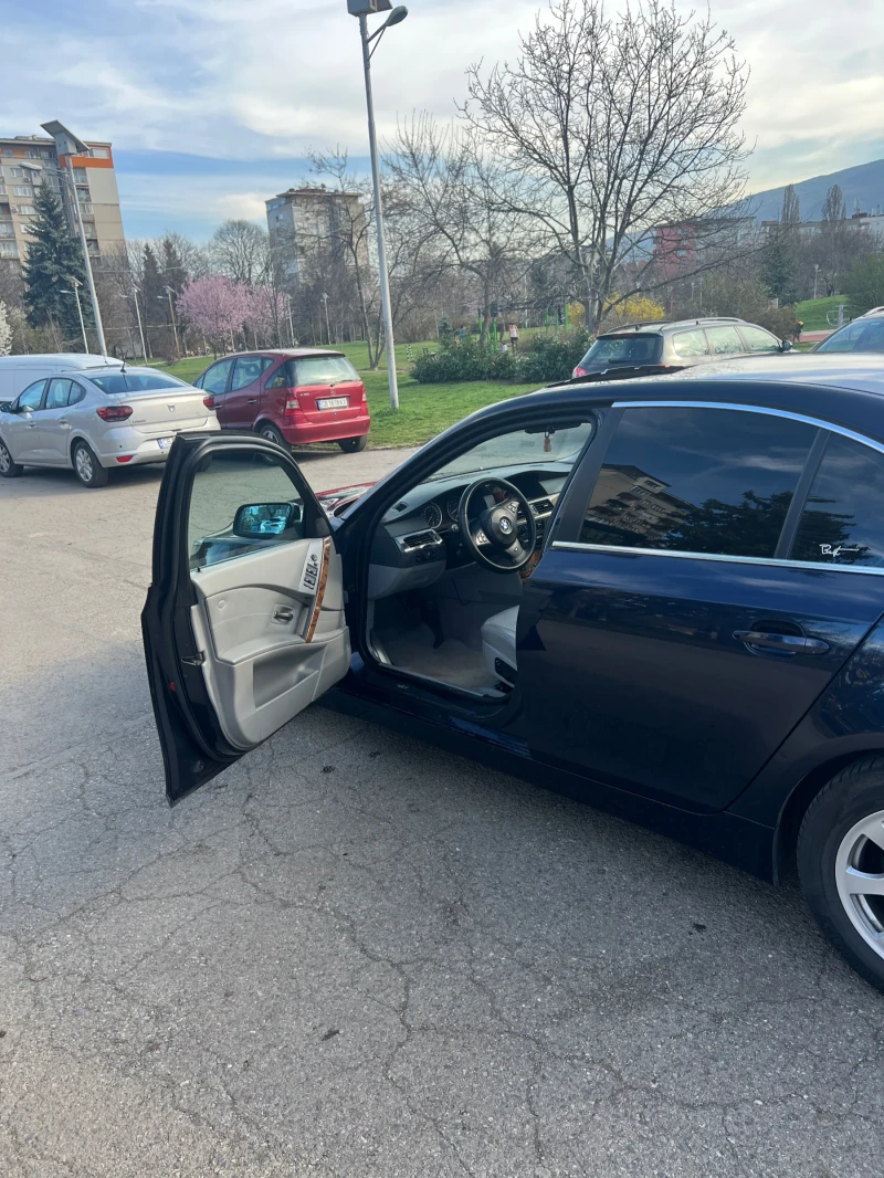 BMW 530, снимка 3 - Автомобили и джипове - 53597872