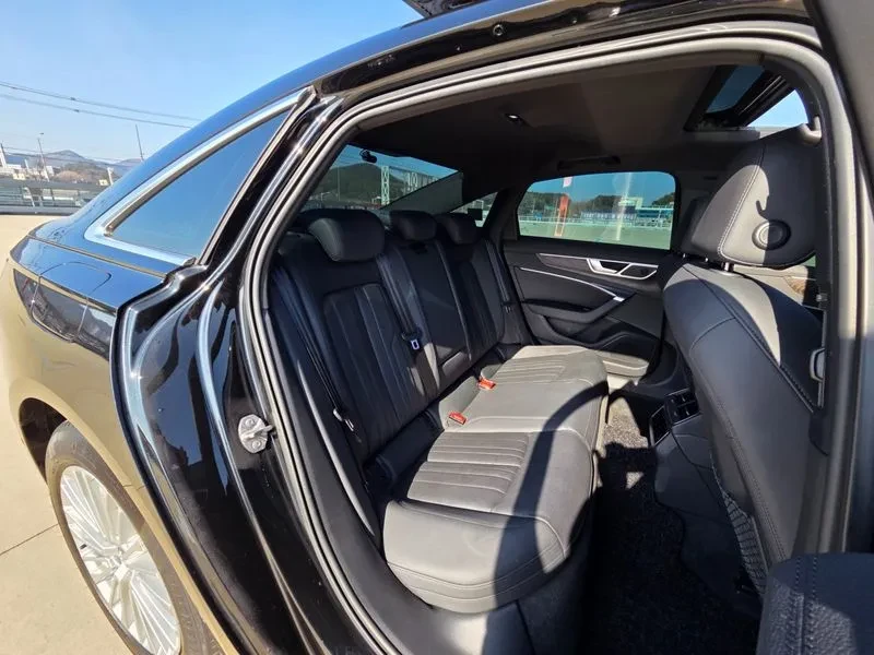 Audi A6 2.0 TDI Quattro, снимка 14 - Автомобили и джипове - 54147837