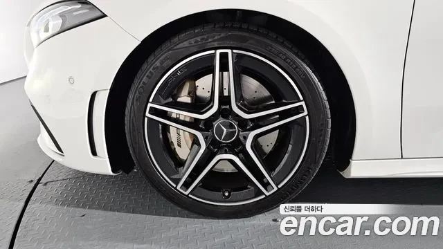 Mercedes-Benz A 35 AMG 4MATC | Mobile.bg � ����������� 4