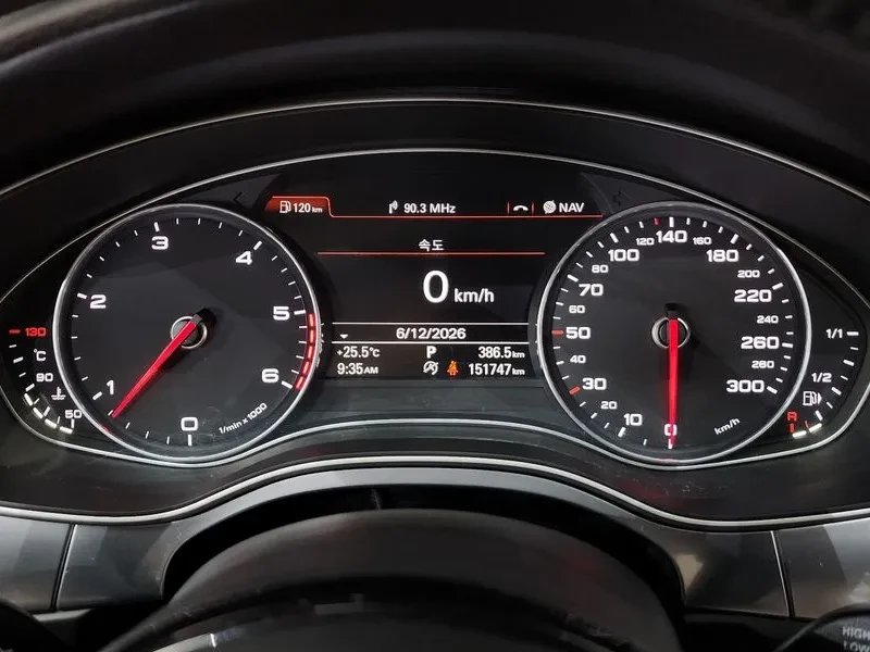 Audi A7 3.0 TDI Quattro, снимка 8 - Автомобили и джипове - 55087344