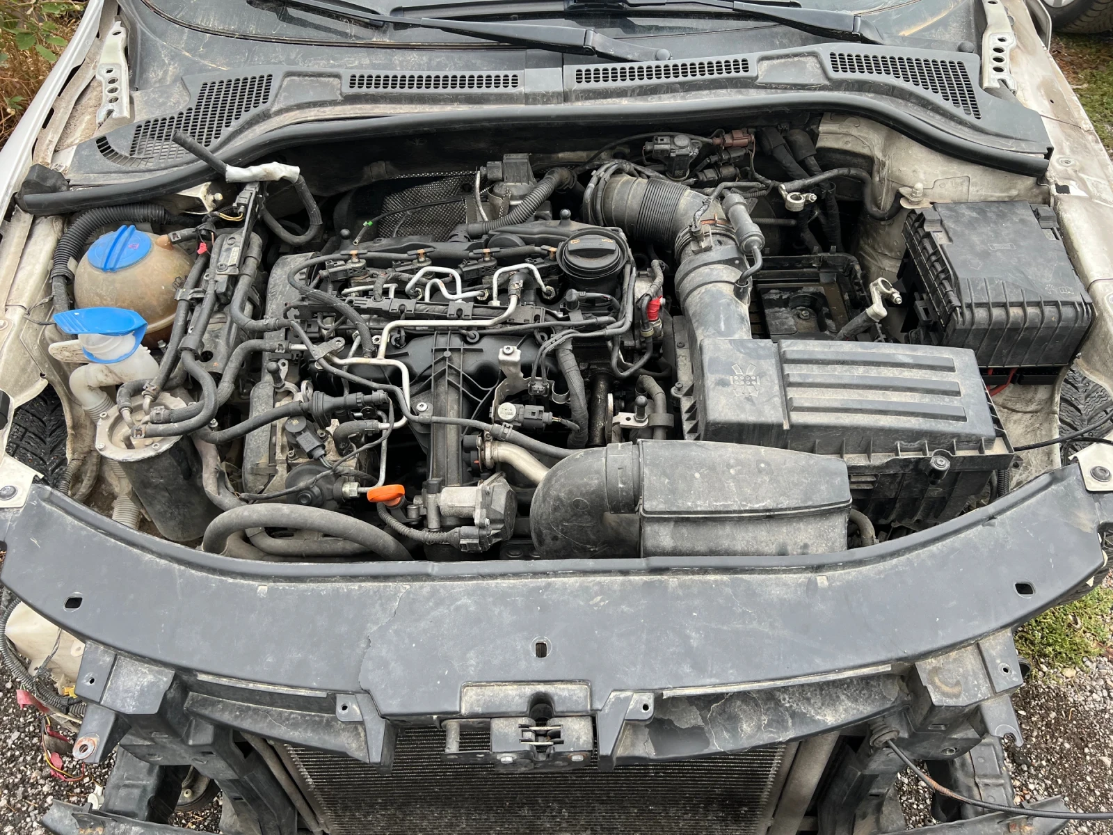 Skoda Superb 2.0tdi, снимка 15 - Автомобили и джипове - 45666882