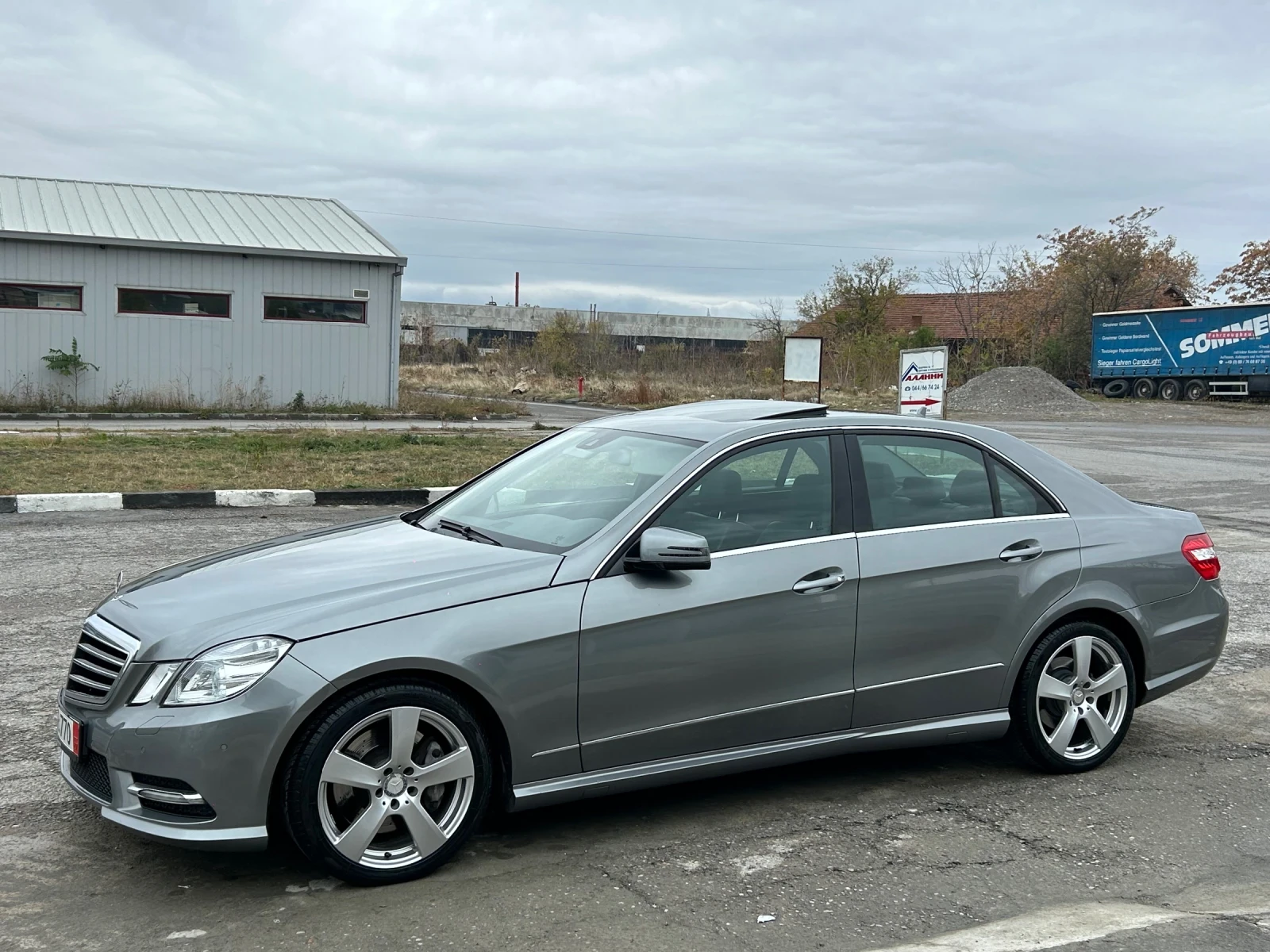 Mercedes-Benz E 350 CDI AMG                              4matic 265ps  - [1] 