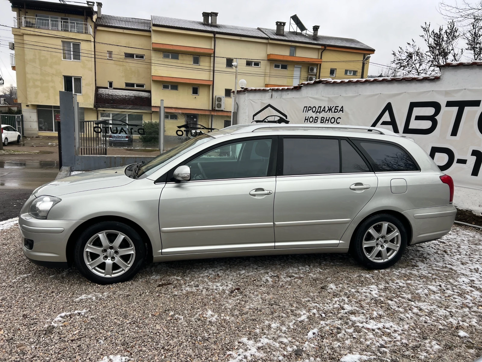 Toyota Avensis 1.8-FACE SOLL - изображение 8