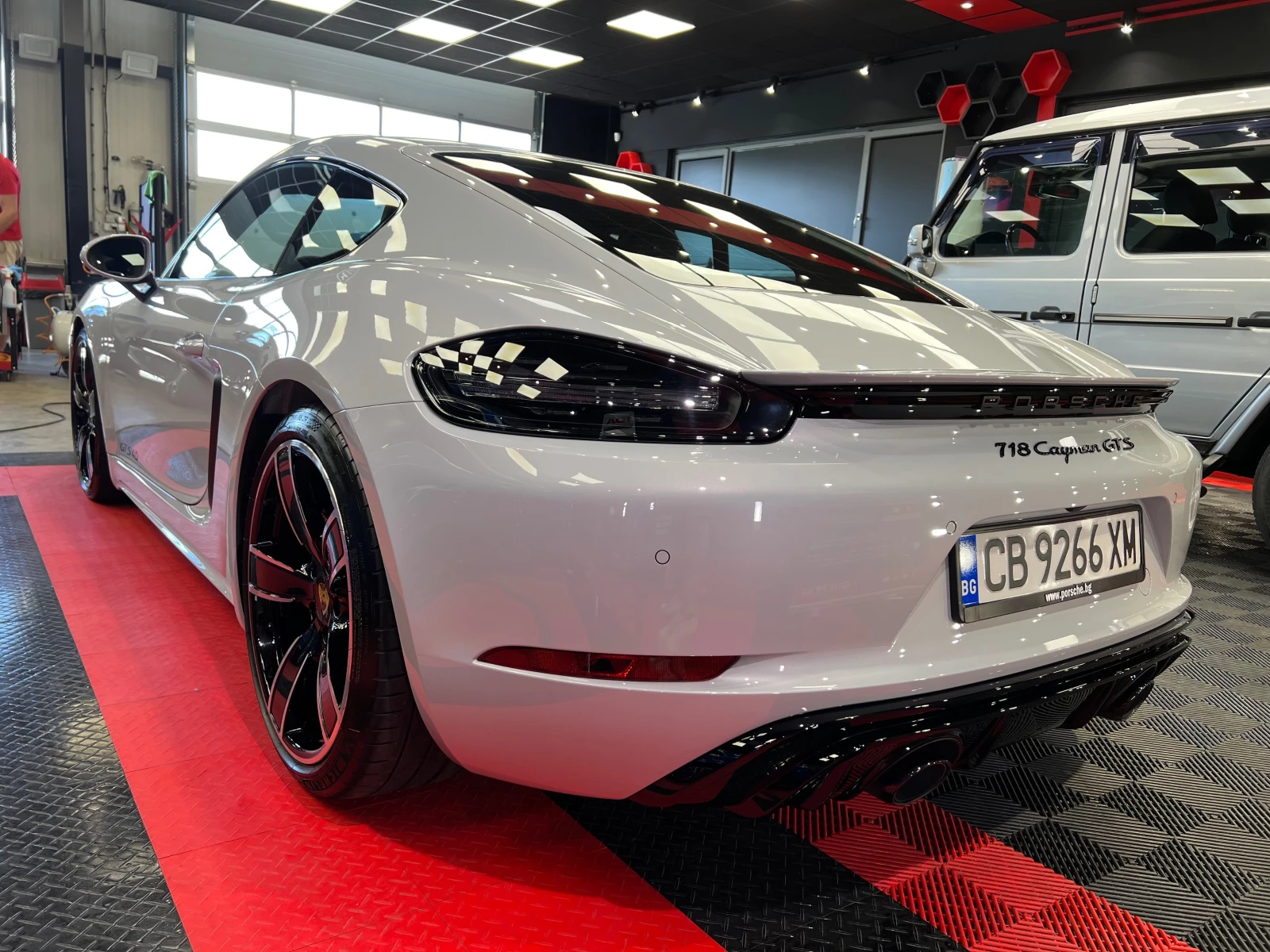 Porsche Cayman GTS 4.0 - изображение 5