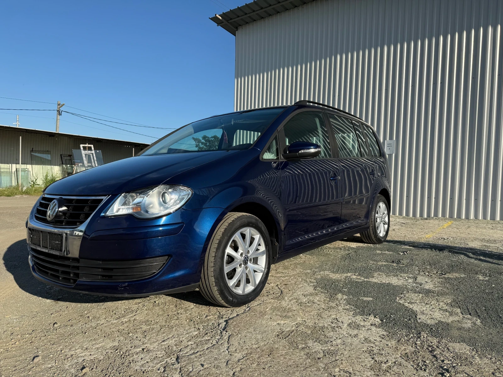 VW Touran 2.0 Tdi 140кс BMM - изображение 4