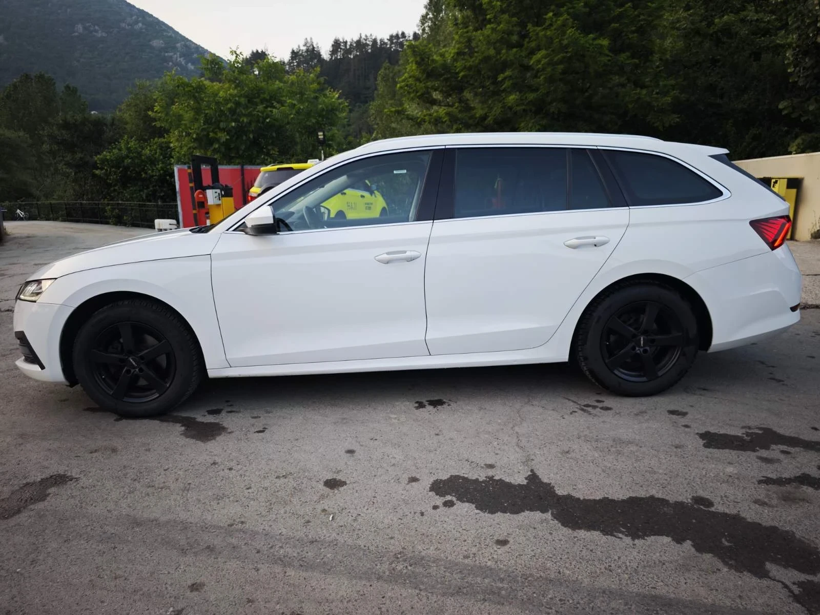 Skoda Octavia First Edition 2.0TDI - изображение 5