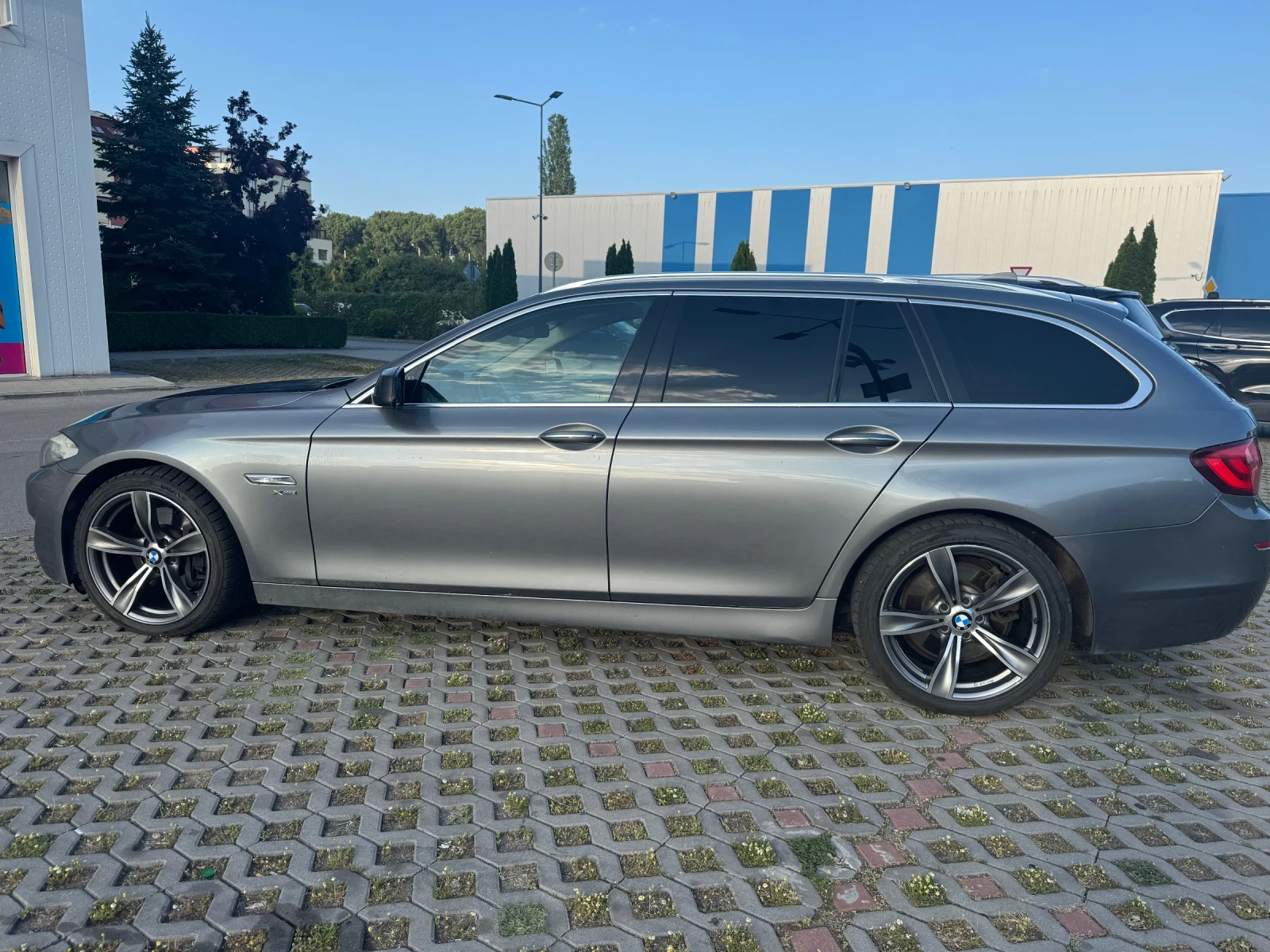 BMW 530 F11 - изображение 3