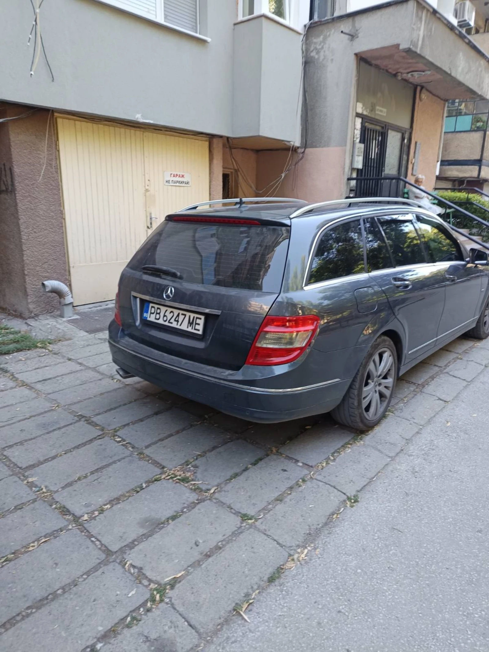 Mercedes-Benz 220  - изображение 3