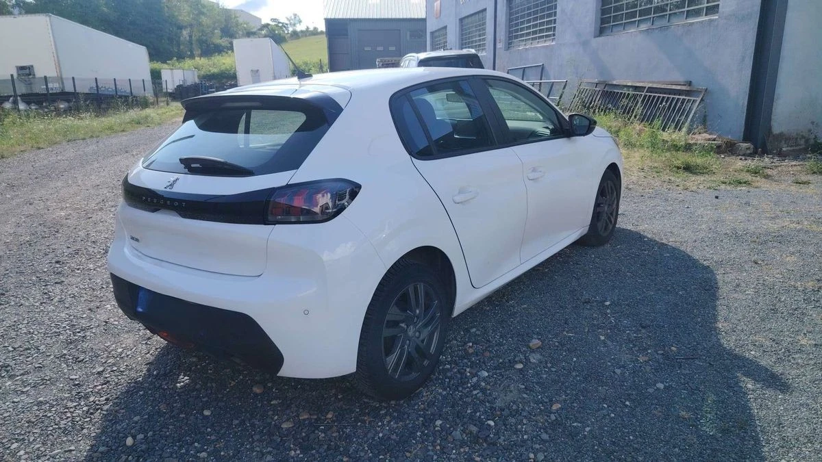 Peugeot 208 1.2 PureTech Active Business R N1  - изображение 3