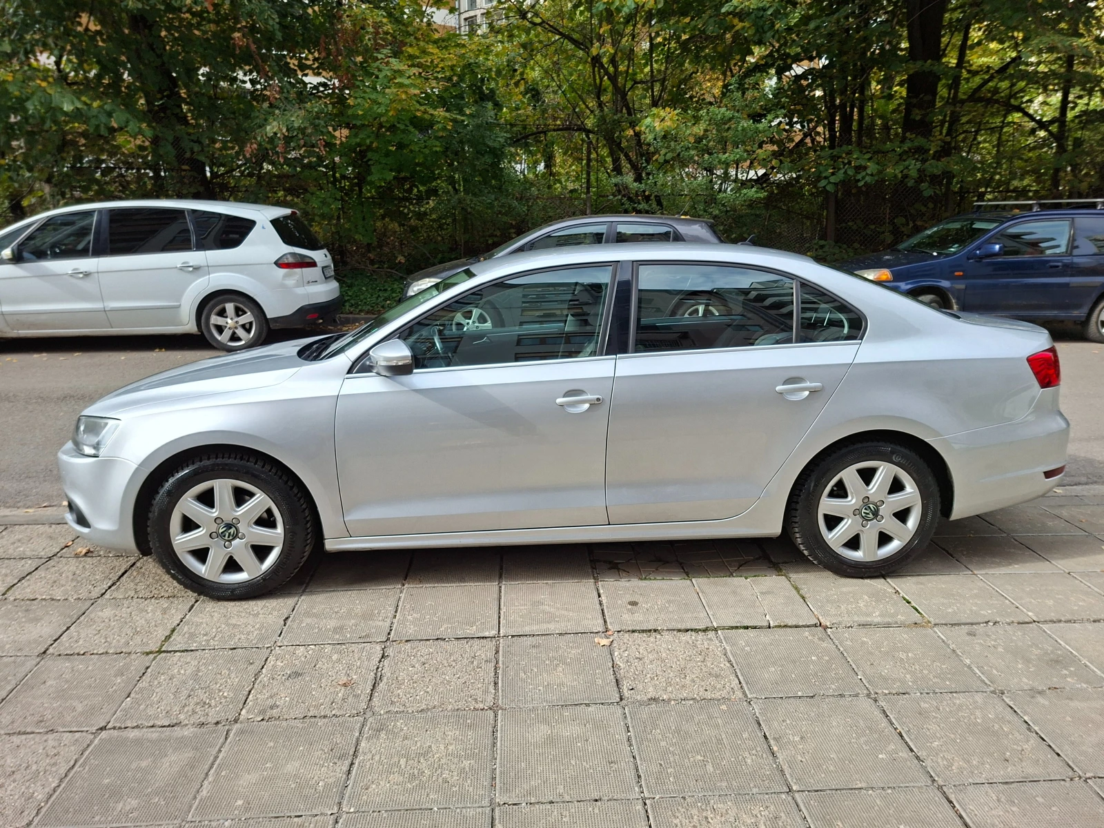 VW Jetta 2.0, 140 к.с. - изображение 5