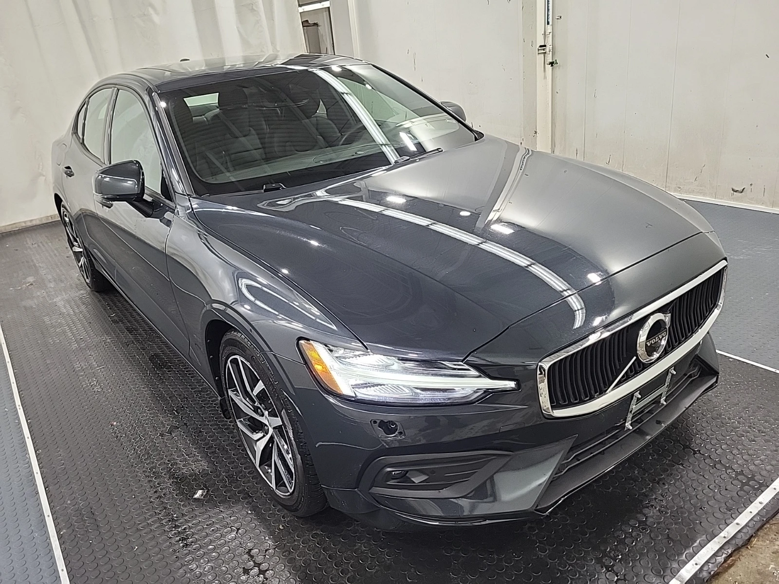Volvo S60 T6 MOMENTUM AWD * Carfax * Опция за финансиране *  - изображение 2