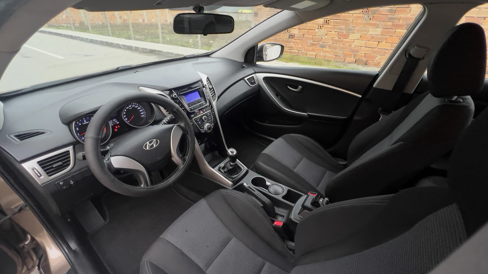 Hyundai I30 1.4i 2014г, снимка 6 - Автомобили и джипове - 53889975