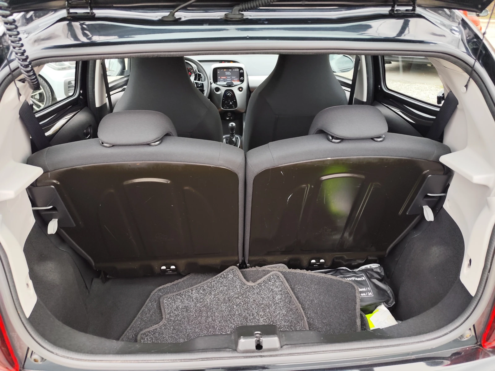 Peugeot 108 1.0i* EURO6B* LED* KLIMA* , снимка 12 - Автомобили и джипове - 53949946