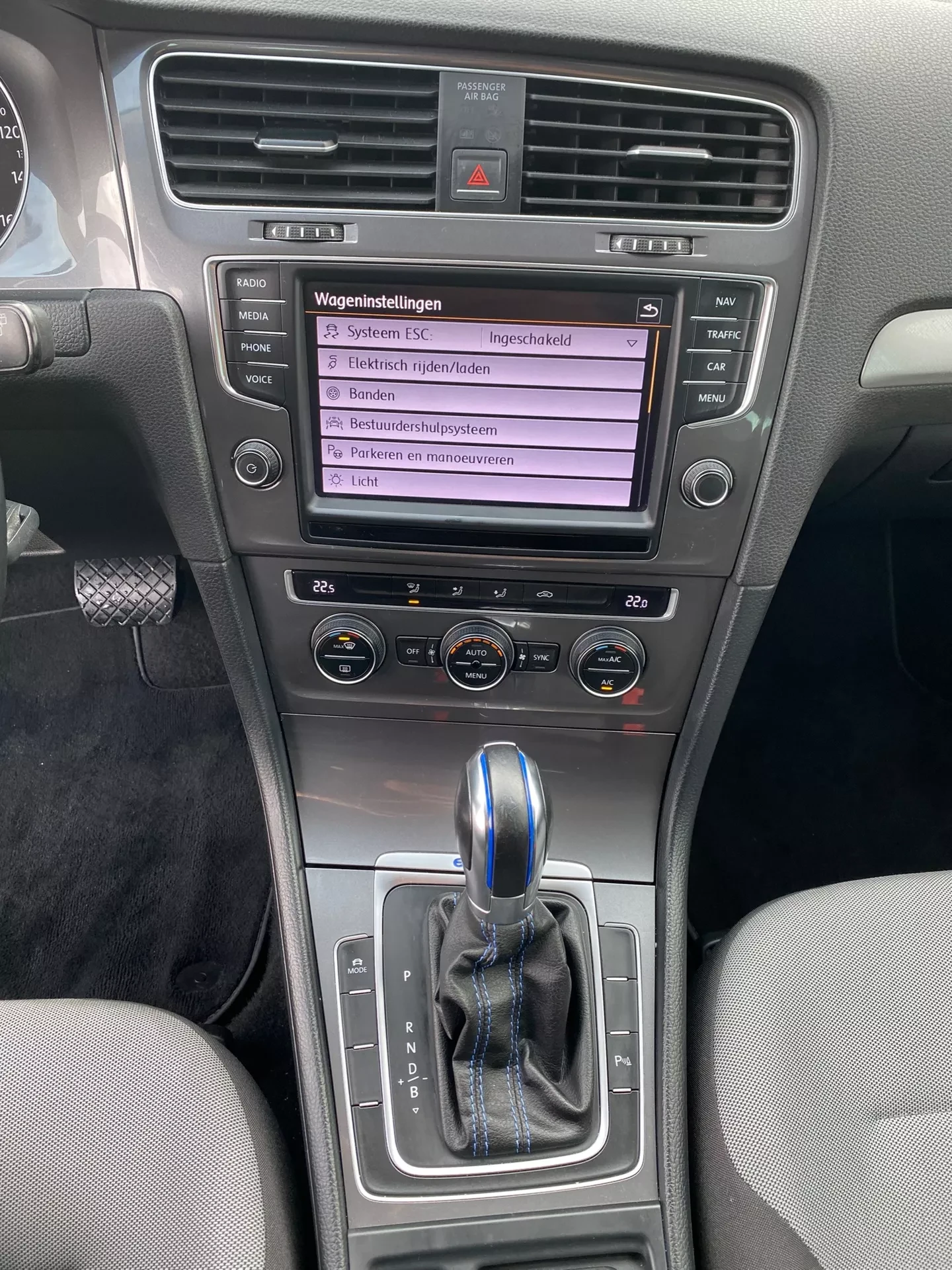 VW Golf ELECTRIC/116HP/CRUISE CONTROL/LED/NAVI/CAM/ , снимка 12 - Автомобили и джипове - 53970927