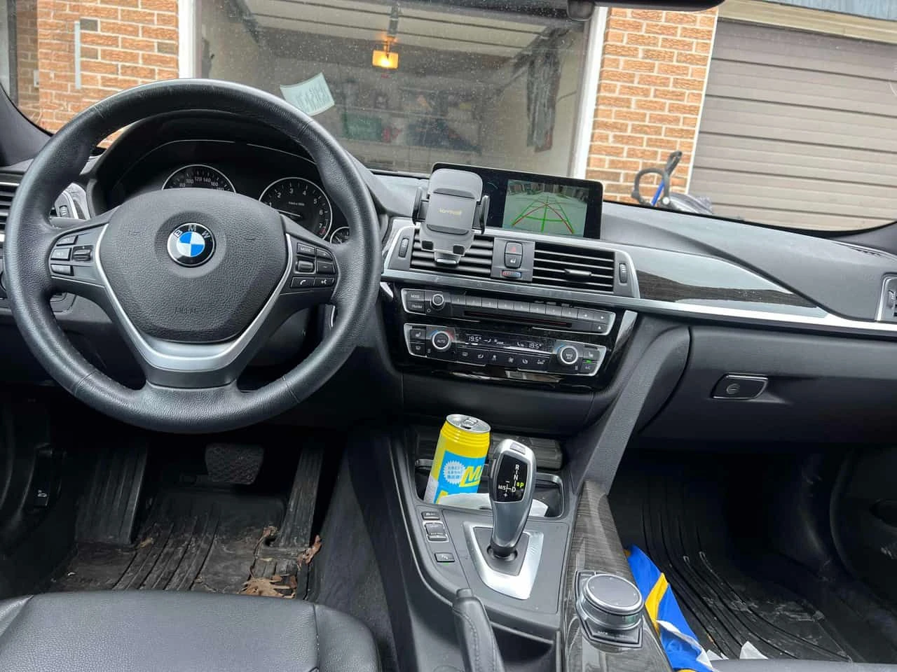 BMW 330 i xDrive/ПОДГРЕВИ/ШИБИДАХ/360 CAM, снимка 9 - Автомобили и джипове - 54430924