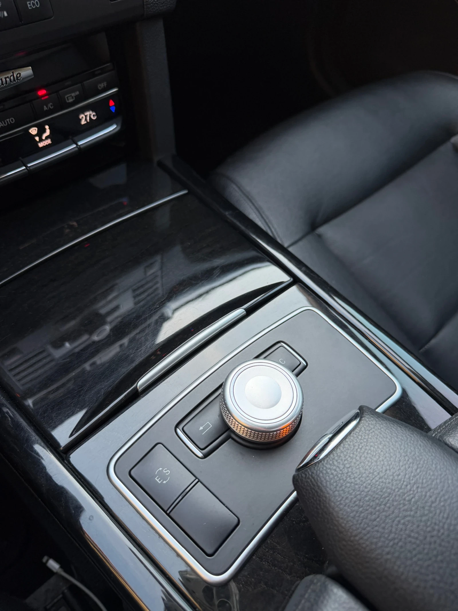 Mercedes-Benz E 220, снимка 11 - Автомобили и джипове - 54849185