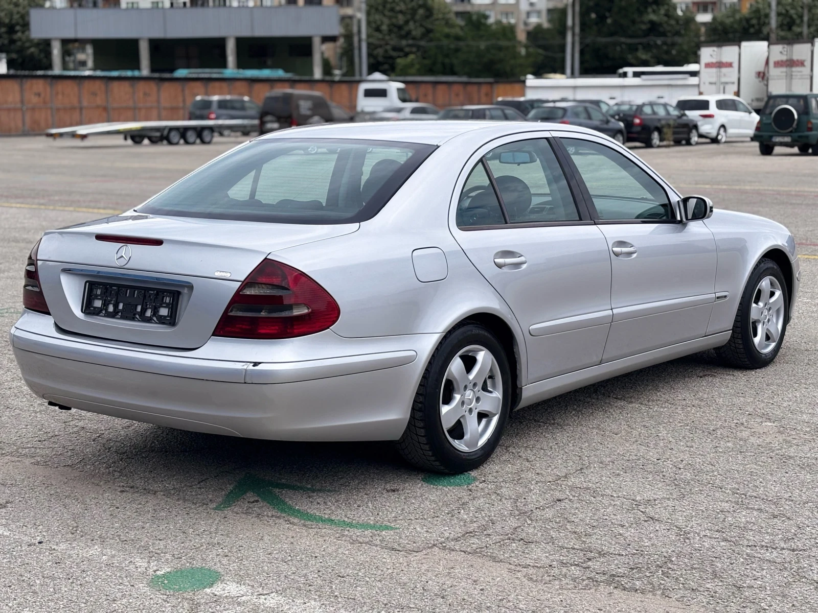 Mercedes-Benz E 220 2.2CDI Elegance Автоматик, снимка 6 - Автомобили и джипове - 55133995