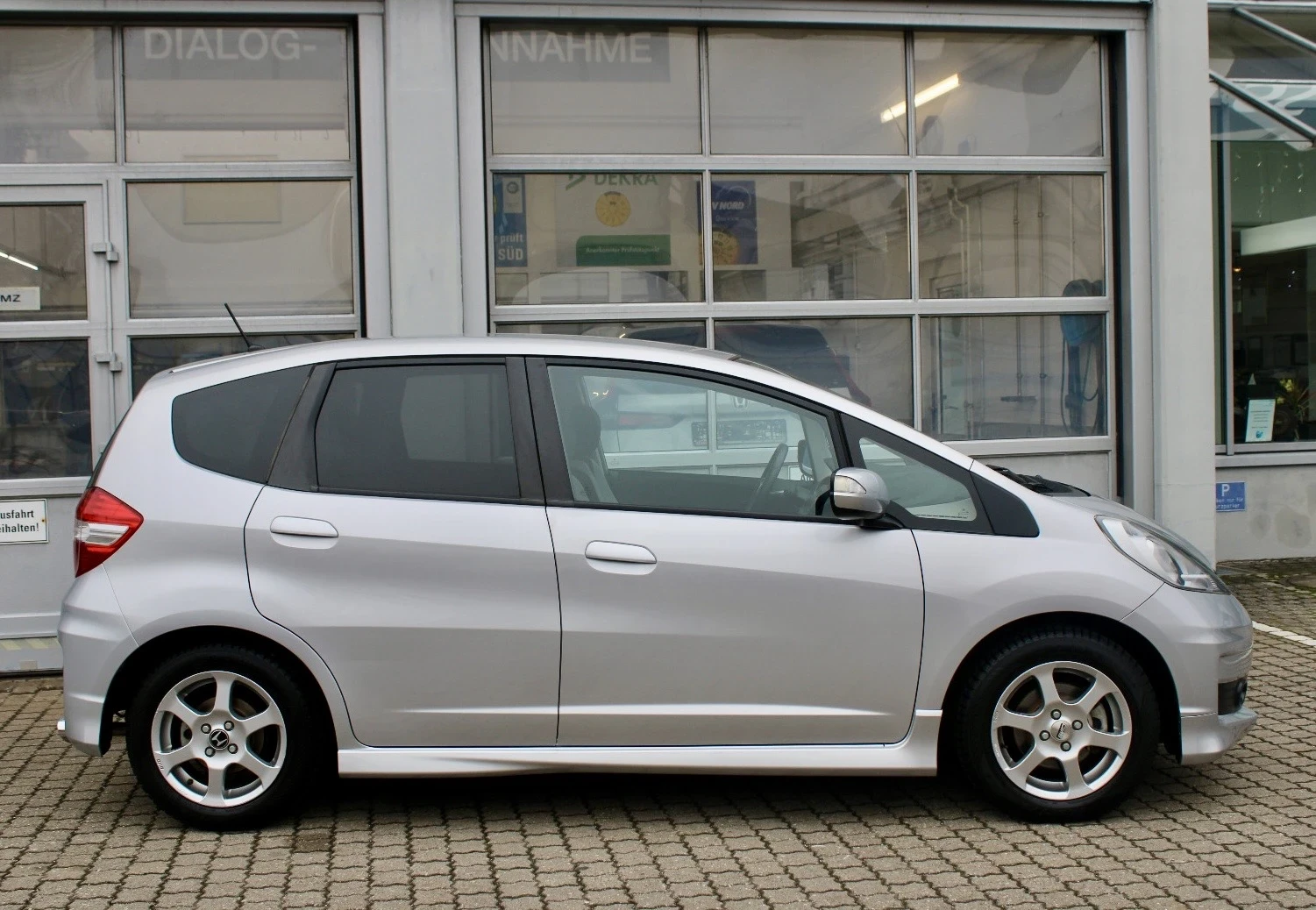 Honda Jazz 1.4i Si Facelift, 21500km., CarPlay и AndroidAuto, снимка 6 - Автомобили и джипове - 55156227