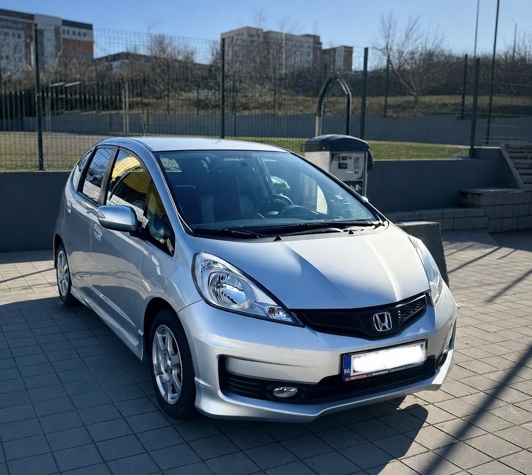 Honda Jazz 1.4i Si Facelift, 21500km., CarPlay и AndroidAuto