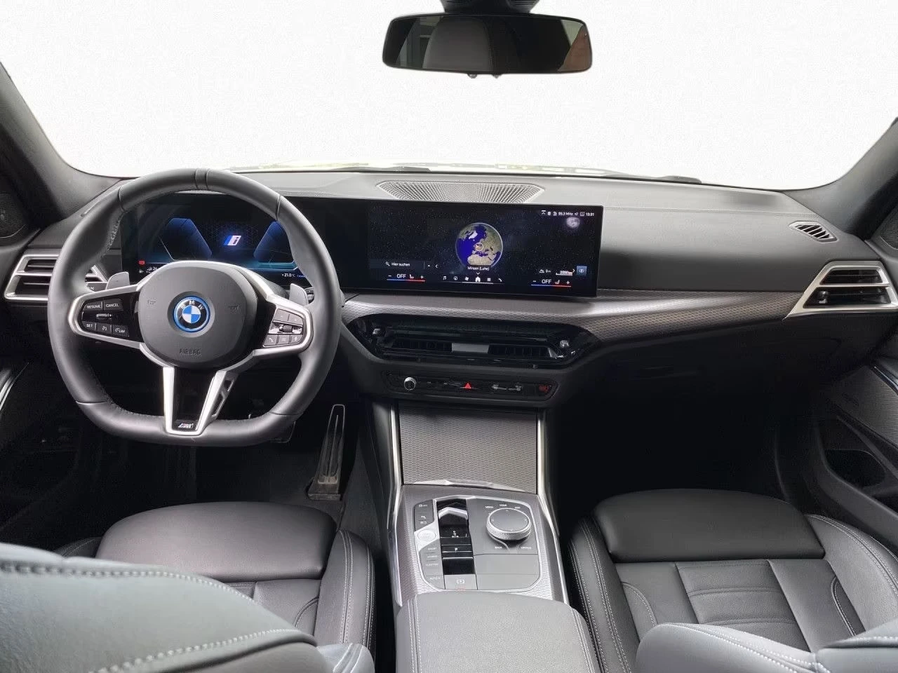 BMW 330 e xDrive M Sport/HARMAN KARDON/ADAPTIVE LED, снимка 6 - Автомобили и джипове - 55529753