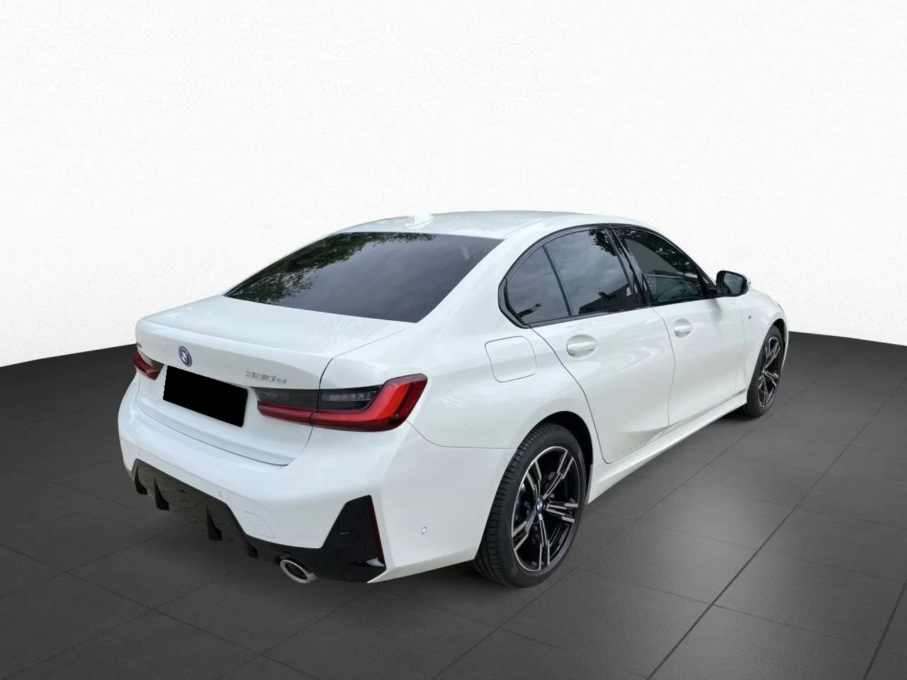 BMW 330 e xDrive M Sport/HARMAN KARDON/ADAPTIVE LED, снимка 3 - Автомобили и джипове - 55529753