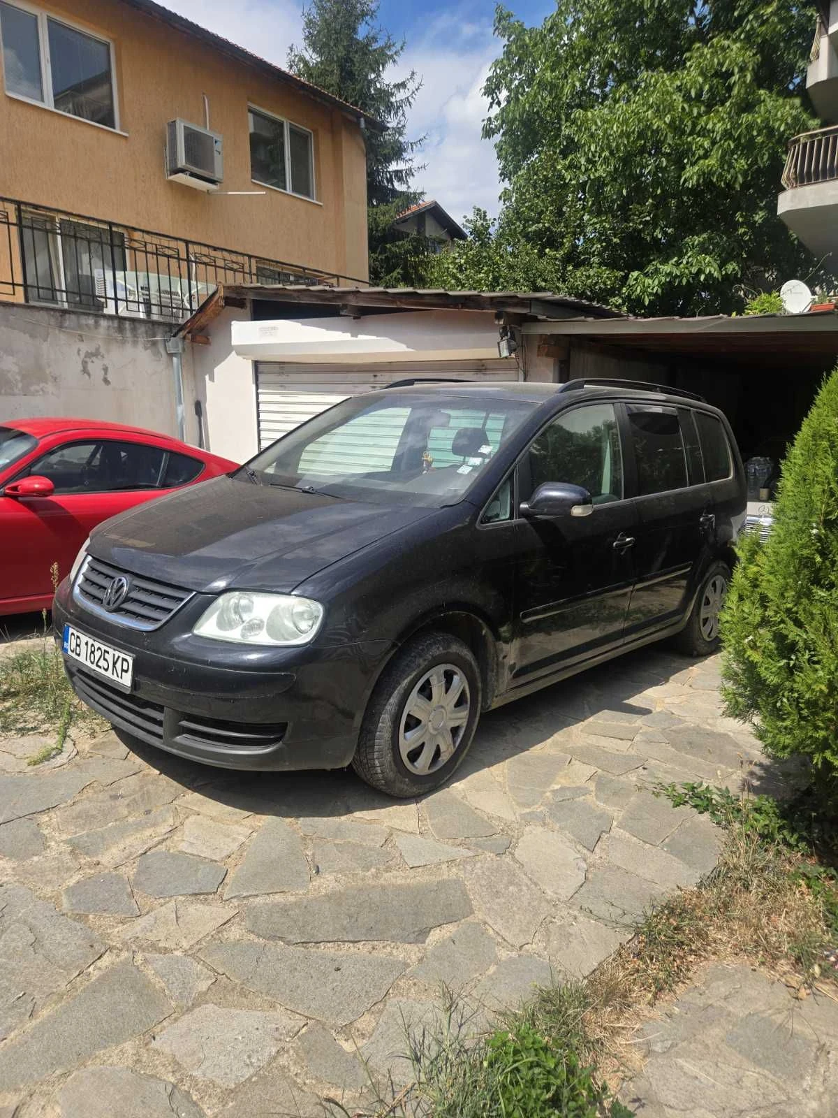 VW Touran, снимка 2 - Автомобили и джипове - 55752446