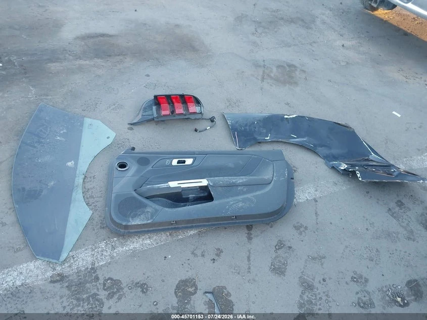 Ford Mustang GT Premium Fastback, снимка 10 - Автомобили и джипове - 55842529