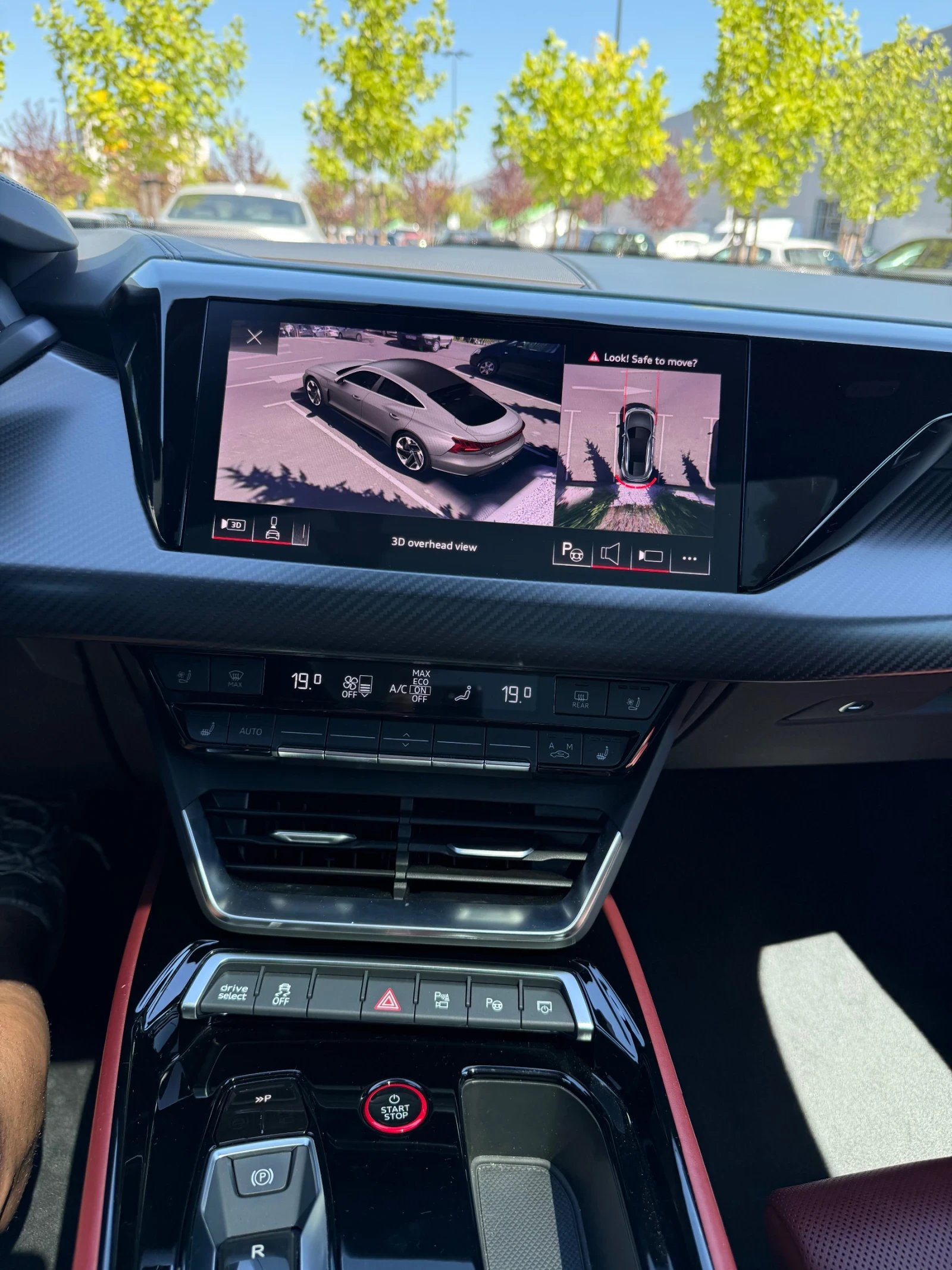 Audi E-Tron GT, снимка 12 - Автомобили и джипове - 55960676