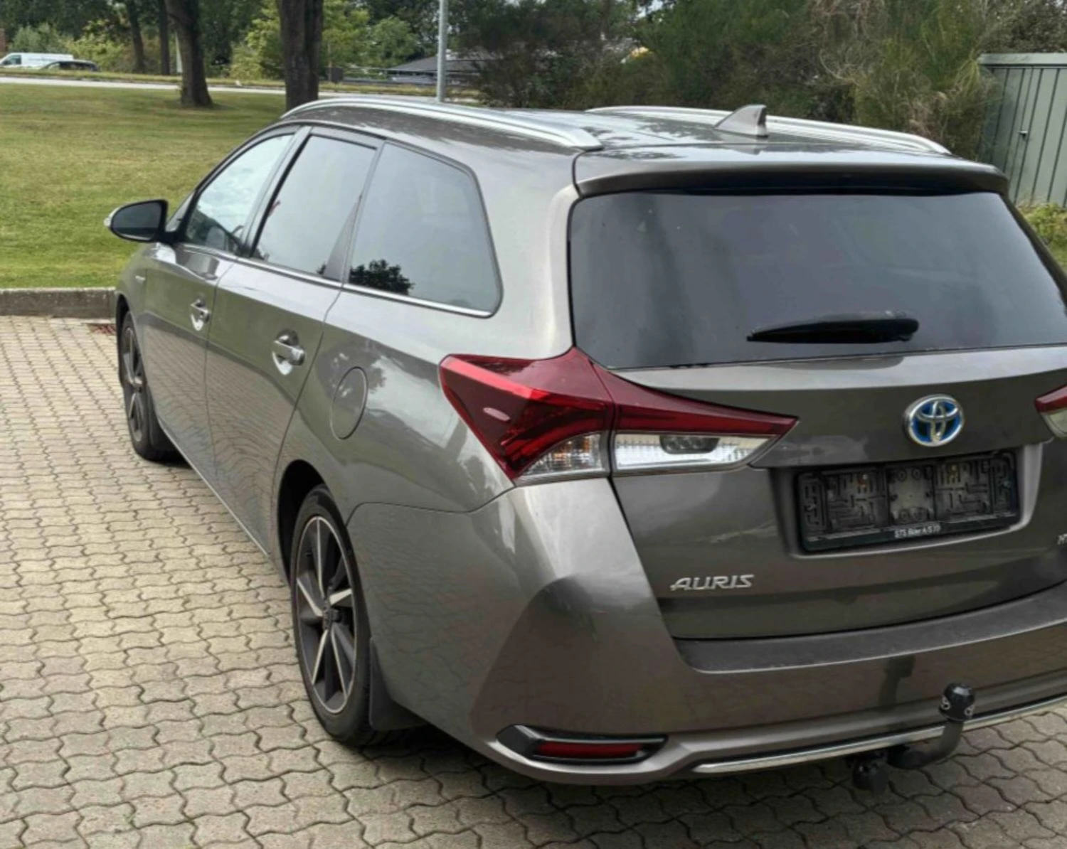 Toyota Auris H2 Selected 1.8 ������ | Mobile.bg � ����������� 2