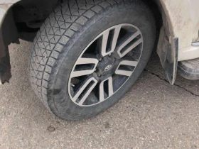 Toyota 4runner 4WD| PANO| KEYLESS| БЕЗ ИНЦИДЕНТИ| 1 СОБСТВЕНИК, снимка 7