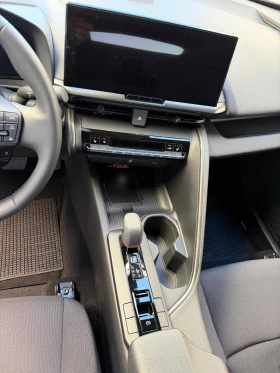 Toyota C-HR II-2.0-Plug-in Hybrid- e CVT-223 hp-�������� | Mobile.bg � ����� ������ 9