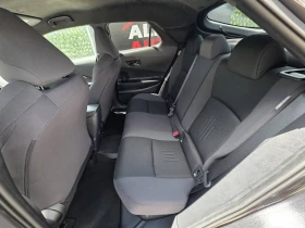 Toyota C-HR II-2.0-Plug-in Hybrid- e CVT-223 hp-�������� | Mobile.bg � ����� ������ 10