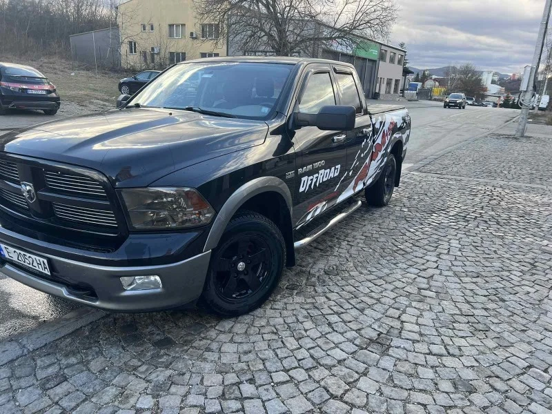 Dodge RAM 1500, снимка 2 - Автомобили и джипове - 47813327